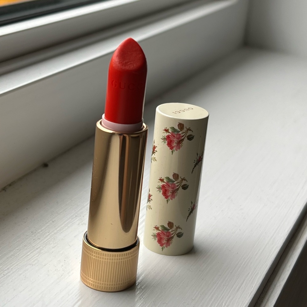 Gucci lipstick
